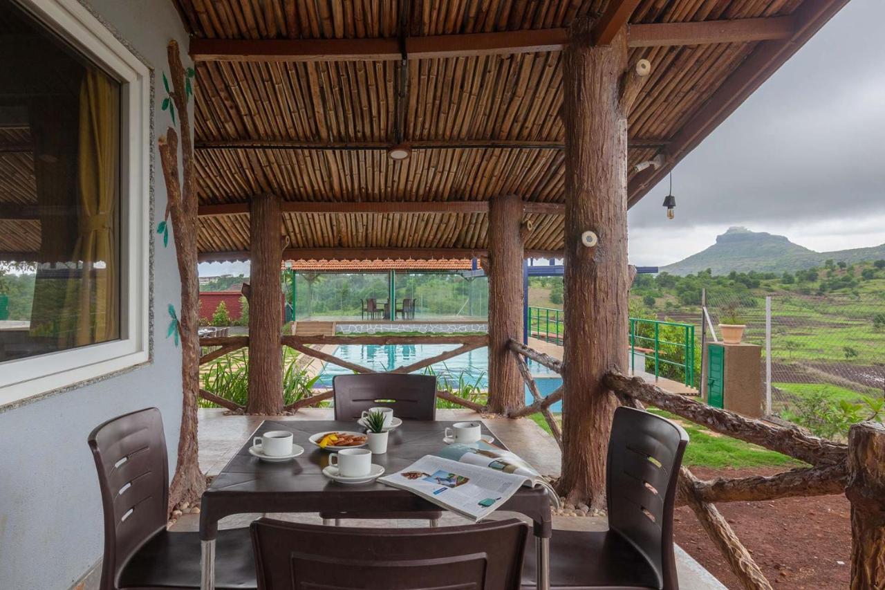 Stayvista'S Ficus Farms - Mountain-View Haven With Rustic Artsy Interiors, Outdoor Pool, Glasshouse, Home Theatre & Karaoke Delight Igatpuri Exteriér fotografie
