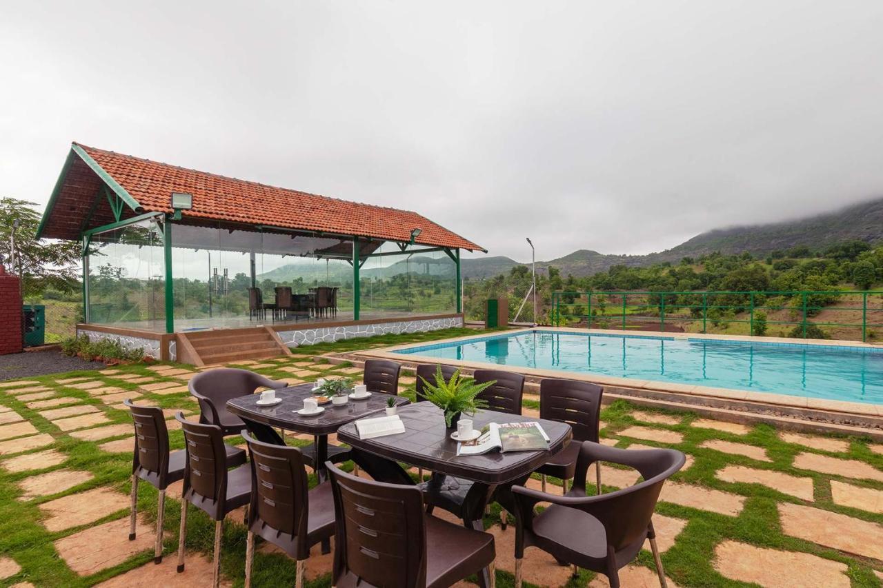 Stayvista'S Ficus Farms - Mountain-View Haven With Rustic Artsy Interiors, Outdoor Pool, Glasshouse, Home Theatre & Karaoke Delight Igatpuri Exteriér fotografie